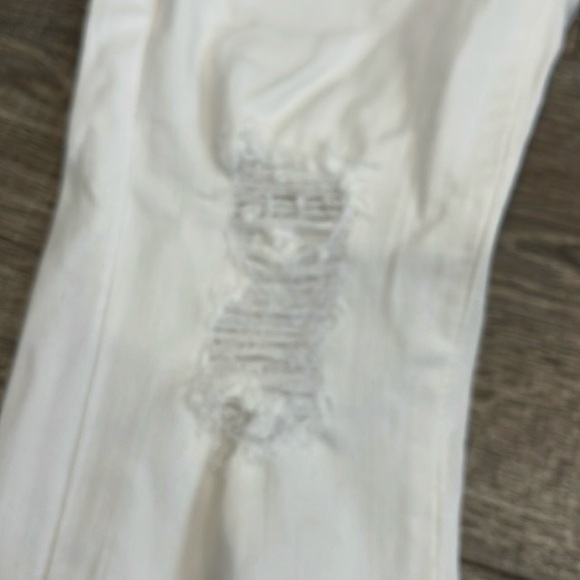 JUST BLACK White size 26 Raw Frayed Step Hem & Distressed Knees Skinny Jean - Picture 5 of 6
